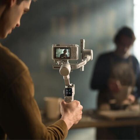 DJI RS 4 Mini Gimbal Stabilizer