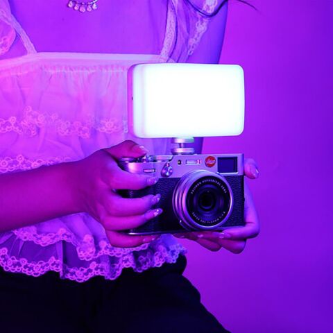 Ulanzi VL120 RGB LED Video Işığı Beyaz