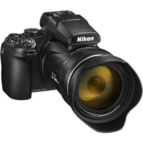 Nikon Coolpix P1100 Dijital Fotoğraf Makinesi