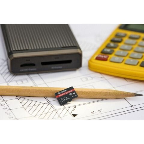 SanDisk Express 256GB 880/650MB/s UHS-I U3 A1 microSDXC Hafıza Kartı SDSQXFN-256G-GN4NN