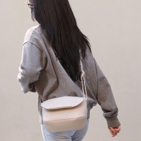 Ulanzi F01 Camera Sling Bag B011