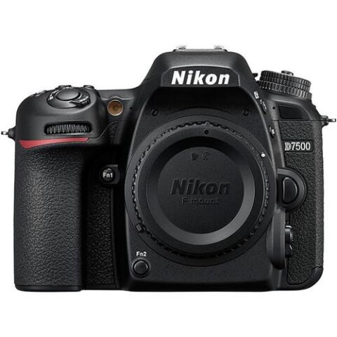 Nikon D7500 18-140mm VR DSLR Fotoğraf Makinesi
