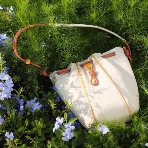 Ulanzi DS01 Büzgülü Kamera Omuz Çantası - B156