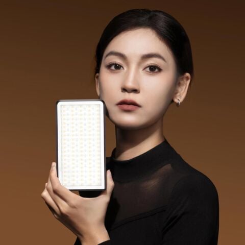 Ulanzi LM-P40RGB 40W RGB Portable Video LED Işığı - L130